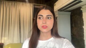 Bigg Boss 19 Hug Controversy Sparks Heated Debate Between Farrhana Bhatt and Abhishek Bajaj