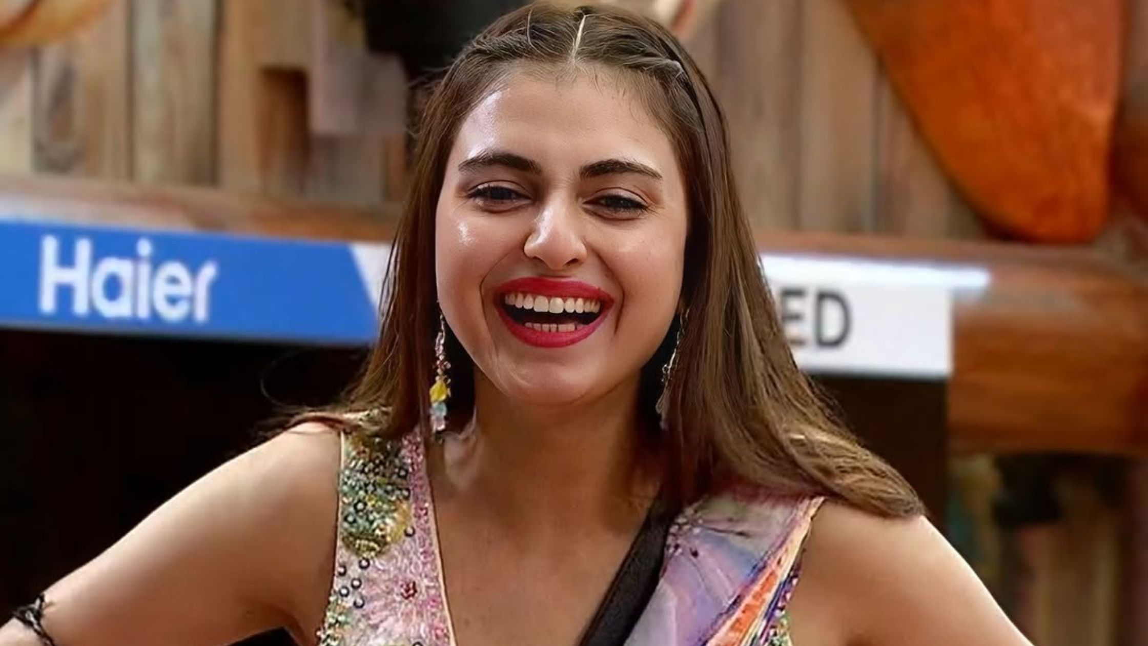 Tanya Mittal’s Rise From Rs 500 Startup to Bigg Boss With 800 Sarees